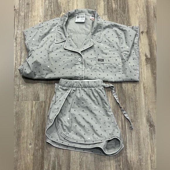 Figs pajama set- size L - Picture 3 of 6